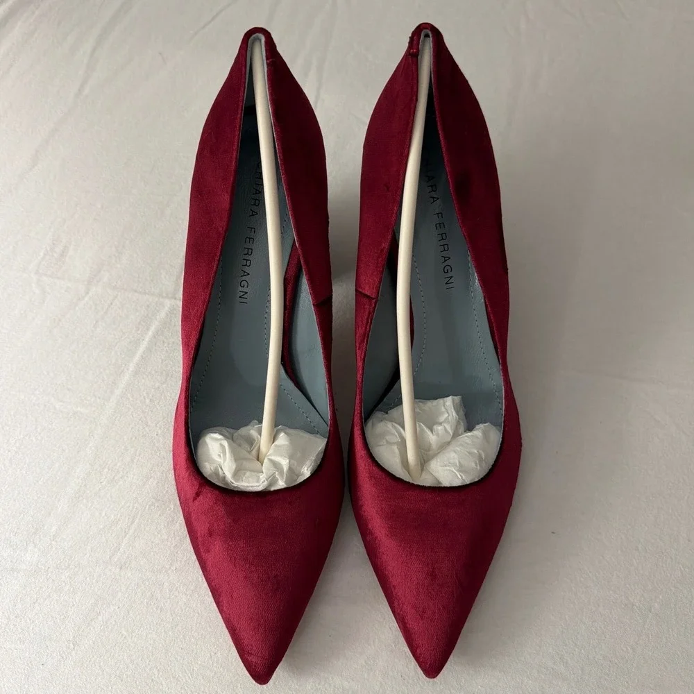 Chiara Ferragni Burgundy Velvet Star Block Heel Pointed Toe Pumps Size 41 Italy